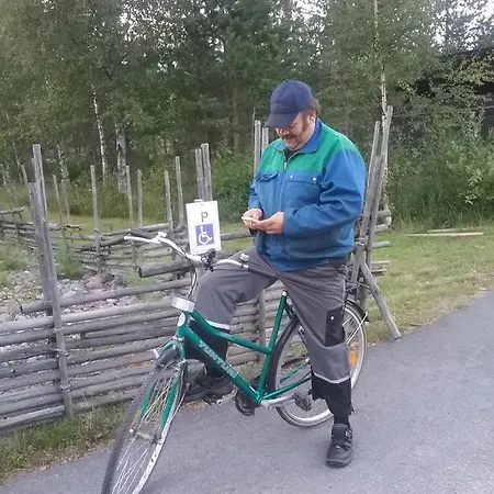 منتجع Lauhansarvi Luontomatkailukeskus *